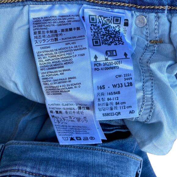 Levi’s Classic Straight Denim Jeans Women’s 16 Short Mid Rise Medium Wash NEW - Picture 8 of 9